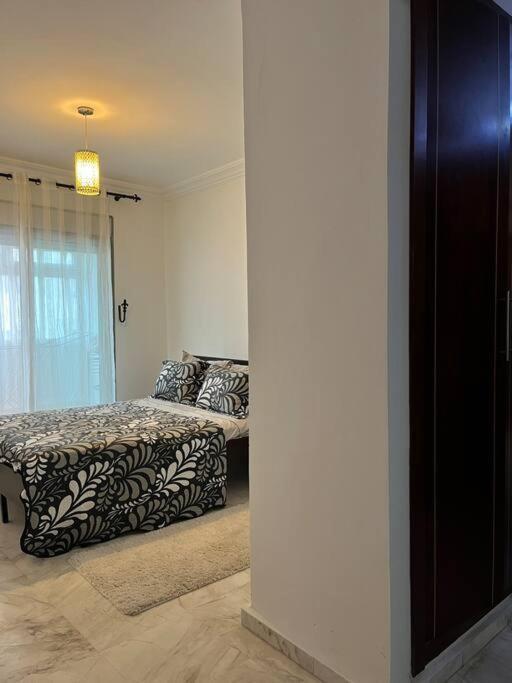 Appartement In The Heart Of Tanger Boulevard Exterior foto