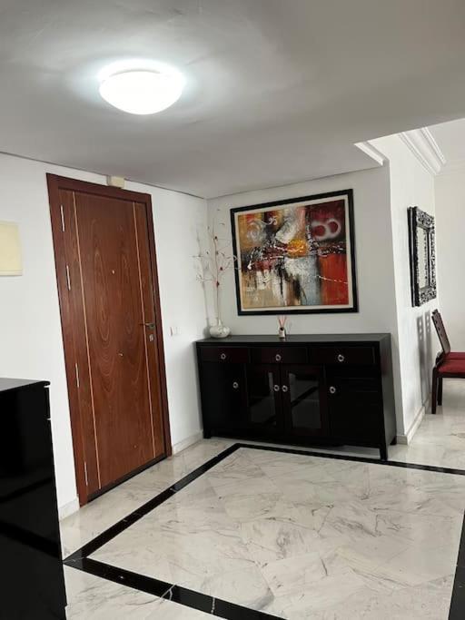 Appartement In The Heart Of Tanger Boulevard Exterior foto
